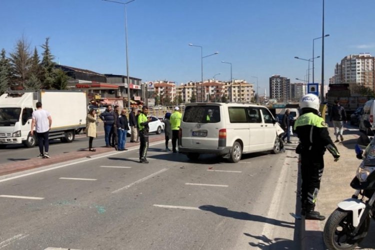 Konya'da otomobilin &ccedil;arptığı kadın hayatını kaybetti