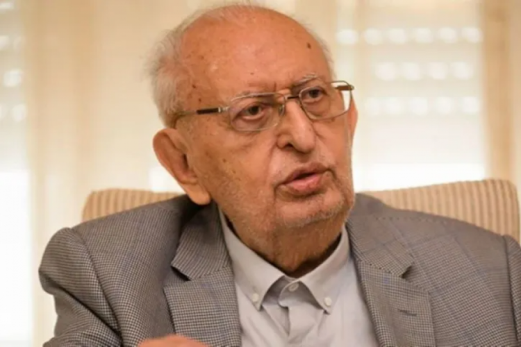 H&uuml;samettin Cindoruk hastaneye kaldırıldı