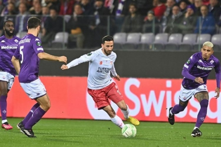 Sivasspor, İtalya'dan mağlup d&ouml;n&uuml;yor