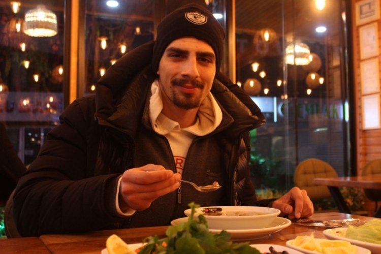 Kaleci Kenan G&uuml;rsen'e bir sezon boyunca sınırsız kelle pa&ccedil;a