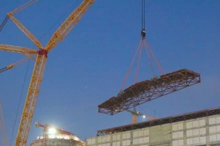 Akkuyu NGS'de t&uuml;rbin binasının &ccedil;atısının montajı tamamlandı