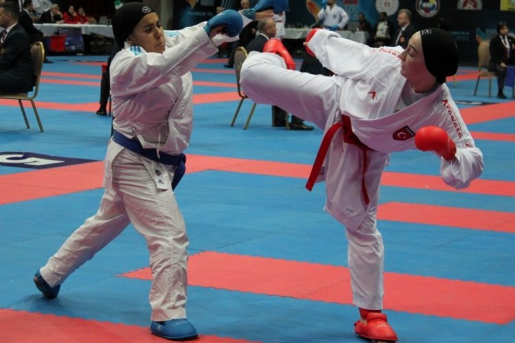Karate 1-Series A m&uuml;sabakaları Konya'da başladı