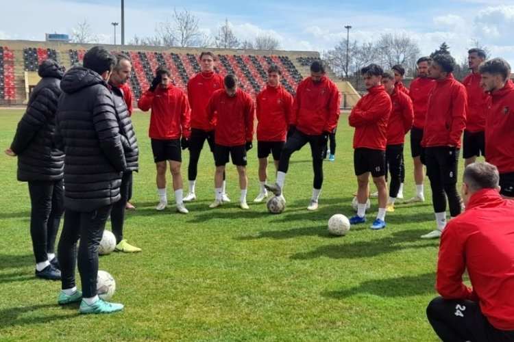 Uşakspor'un hedefi 3 puan