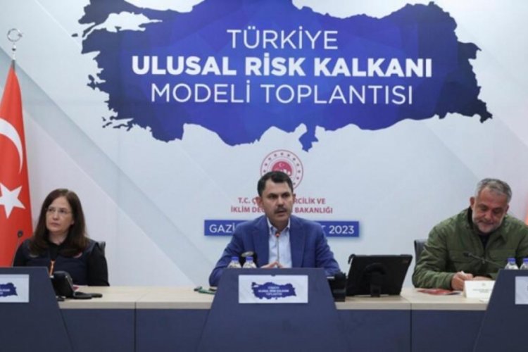 Bakan Kurum duyurdu: Depremde can kaybı 47 bin 932'ye y&uuml;kseldi