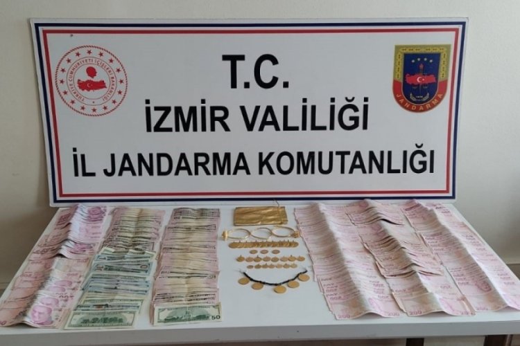 İzmir'de FET&Ouml; yalanıyla vatandaşı tuzağa d&uuml;ş&uuml;ren dolandırıcılar cezaevine g&ouml;nderildi