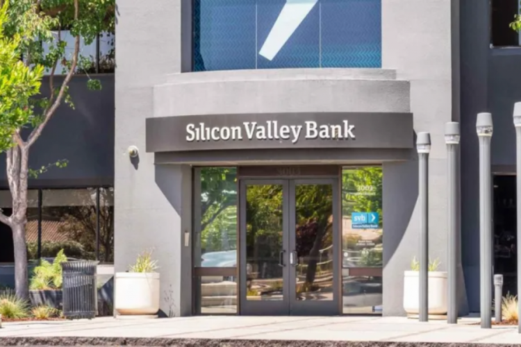 ABD'nin 16'ncı b&uuml;y&uuml;k bankası Silikon Vadisi Bankası iflas etti