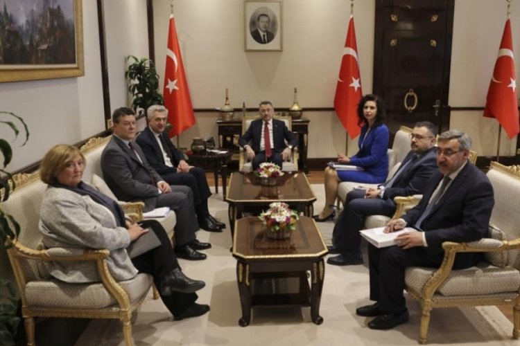 Fuat Oktay, BM M&uuml;lteciler Y&uuml;ksek Komiseri Grandi ile g&ouml;r&uuml;şt&uuml;