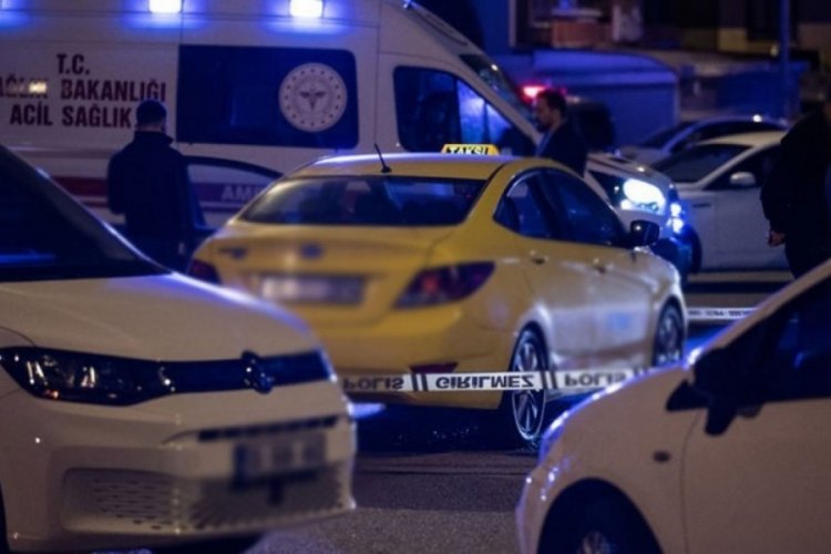 Ankara'da kız arkadaşını &ouml;ld&uuml;ren zanlı takside intihar etti