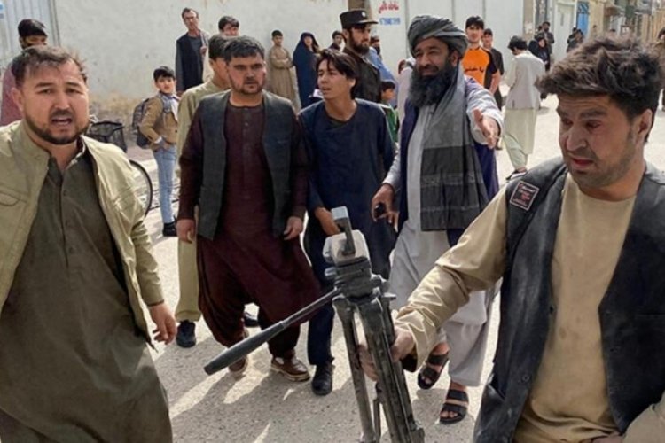 Afganistan'da gazetecilere bombalı saldırı! Can kaybı ve yaralılar var