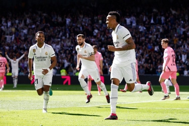 Real Madrid evinde Espanyol'u 3-1 mağlup etti
