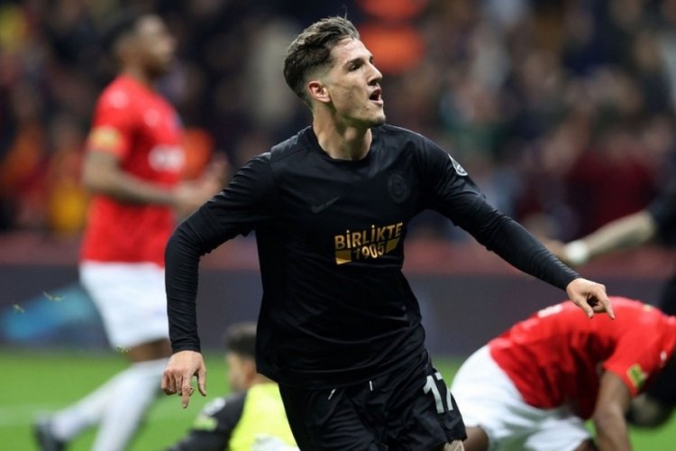 Galatasaray'da Zaniolo ilk resmi ma&ccedil;ında golle tanıştı!