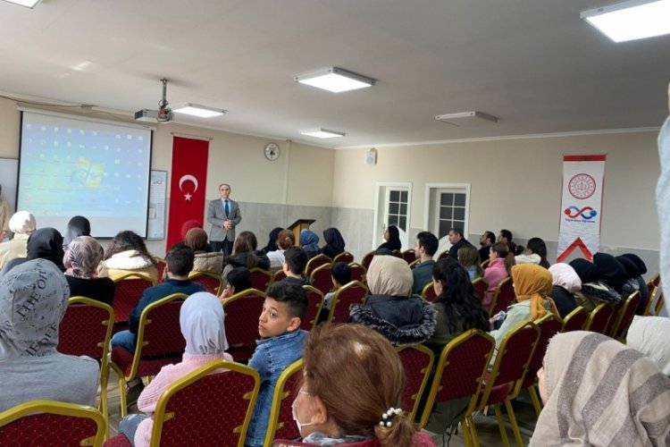 Bursa Osmangazi Halk Eğitimde 102'nci yıl coşkusu