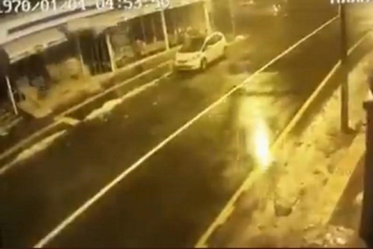Diyarbakır'da depremde 89 kişinin &ouml;ld&uuml;ğ&uuml; iş merkezinin deprem anına ait g&ouml;r&uuml;nt&uuml;leri ortaya &ccedil;ıktı