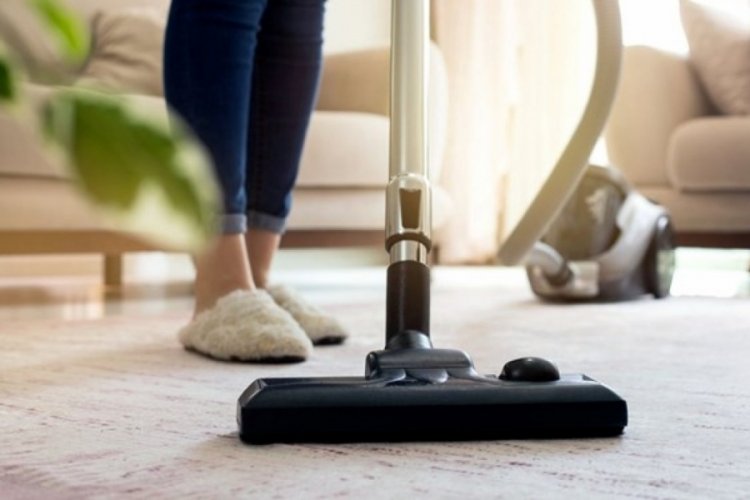 Boşandığı eşine 25 yıllık emeği karşılığında tazminat &ouml;deyecek