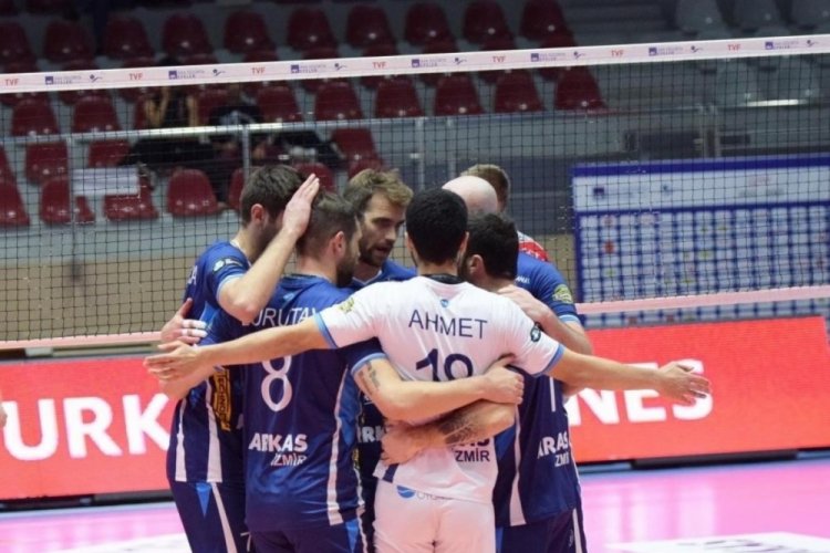 Arkas Spor'da yenilgi s&uuml;r&uuml;yor