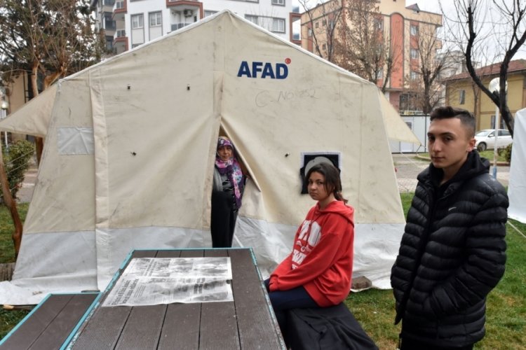 Kahramanmaraş'ta 120 kişinin yaşadığı binadan sadece 6 kişi kurtuldu
