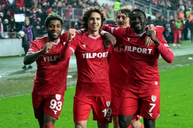 Samsunspor 16 ma&ccedil;tır yenilmiyor