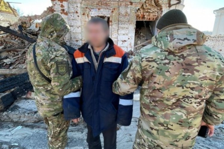 6 aydır k&ouml;yde gizlenen Rus askeri Harkiv'de yakalandı