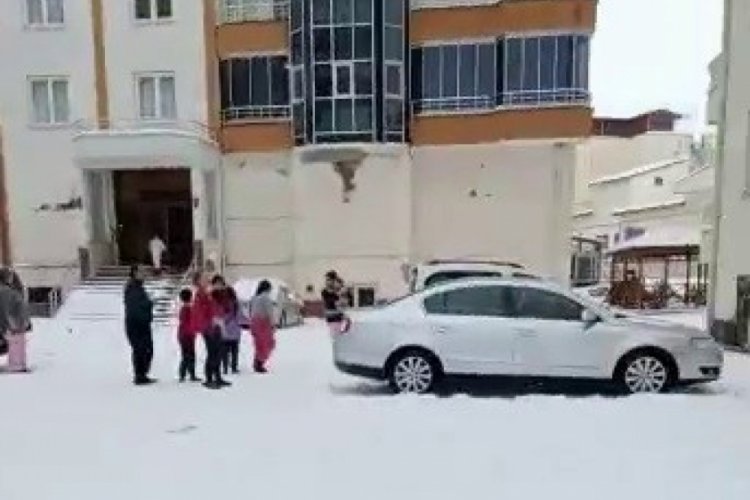 Depreme 7. katta yakalandılar!