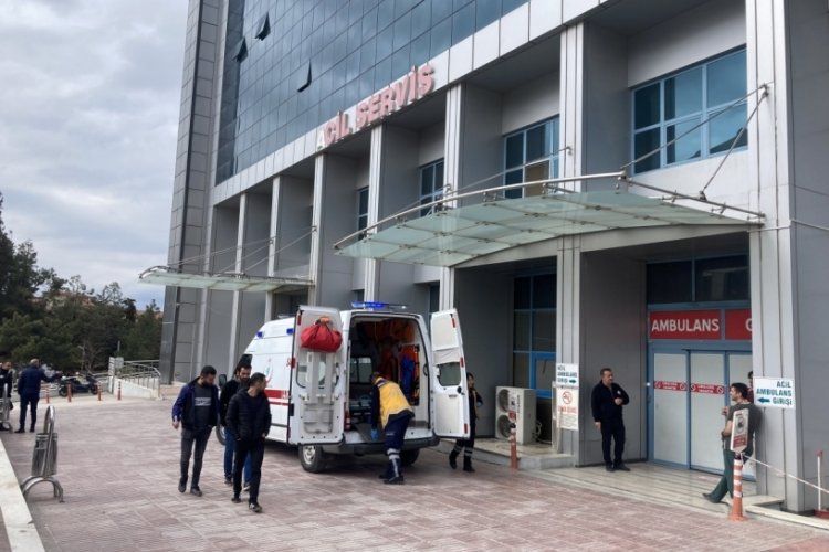 Burdur'da elektrik sigortası patladı: 2 yaralı