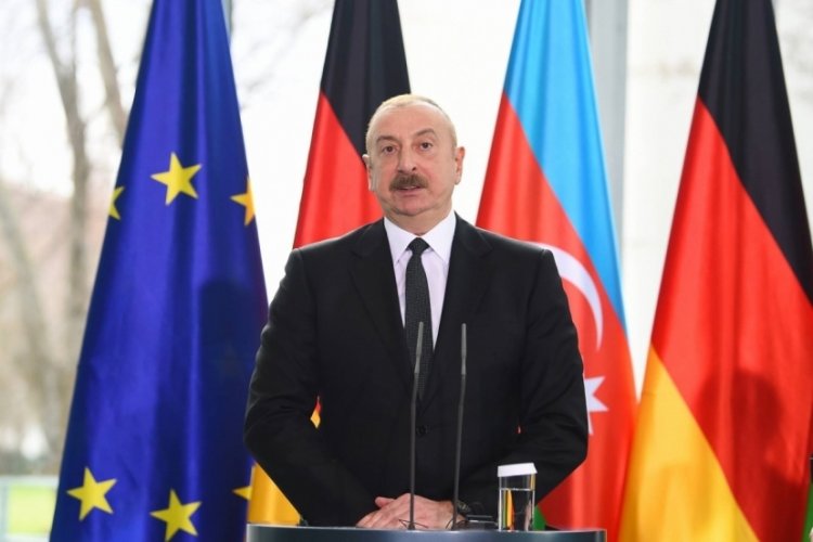 Aliyev: Umarım Ermenistan barış fırsatını ka&ccedil;ırmaz