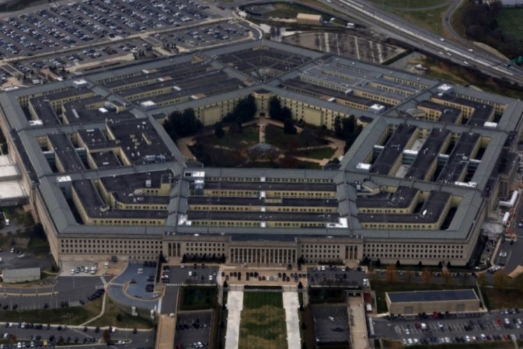 Pentagon'da bir asker aracında &ouml;l&uuml; bulundu