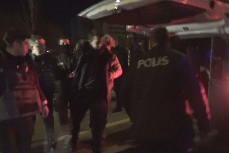 İzmir'de bir gen&ccedil; hastaneden randevu alamıyorum deyip rastgele ateş a&ccedil;tı