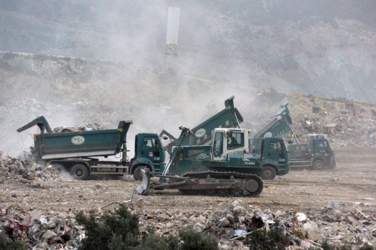 Uzmanlar deprem b&ouml;lgesindeki 'toz'lar i&ccedil;in uyarıyor
