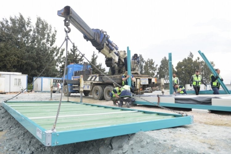 BTSO'nun Ge&ccedil;ici Yaşam Merkezi'nde konteyner kurulumu tamamlandı