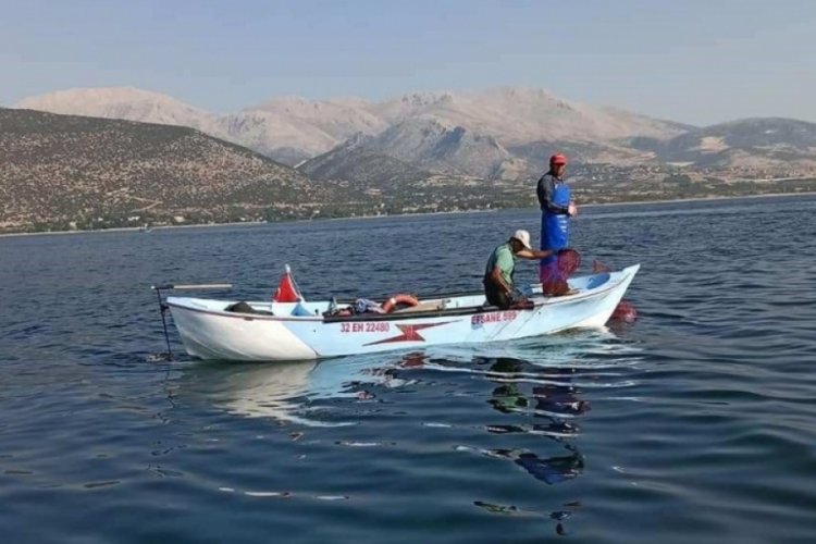 Eğirdir G&ouml;l&uuml;'nde av yasağı başladı