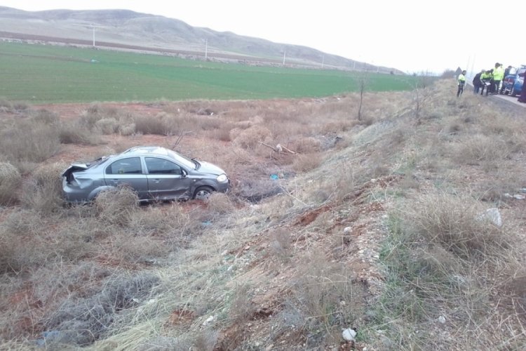 Kırıkkale'de otomobil şarampole u&ccedil;tu: 1 &ouml;l&uuml;