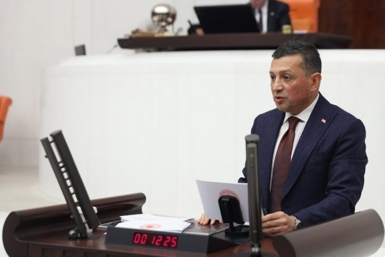 Milletvekili Erbaş'tan hakeme ve Merkez Hakem Kuruluna tepki