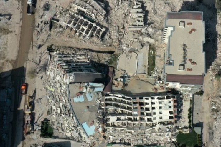 Hatay'da depremin yıkımı Google Earth'e yansıdı
