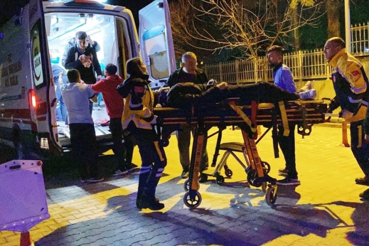 Konya'da tır ile otomobil &ccedil;arpıştı