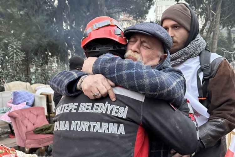 Depremde kızını kaybeden sanat&ccedil;ı Orhan Aydın: Hesaplaşmaya hazırlanıyorum