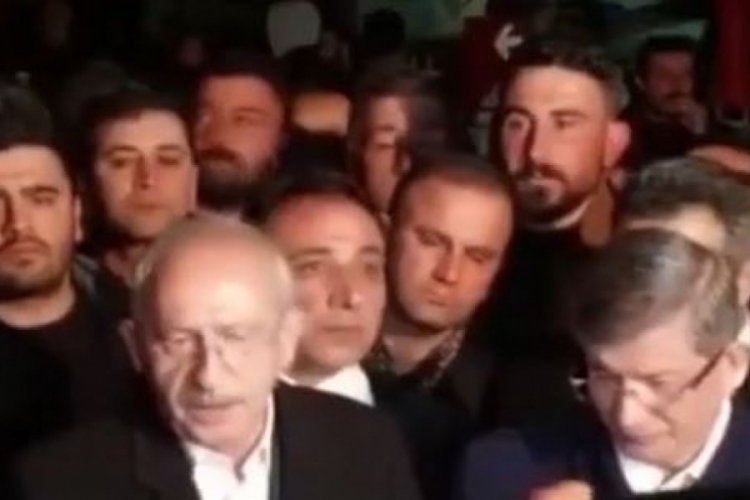 Şanlıurfa'da bir grup Kılı&ccedil;daroğlu'nu yuhaladı başka grup "H&uuml;k&uuml;met istifa" sloganı attı