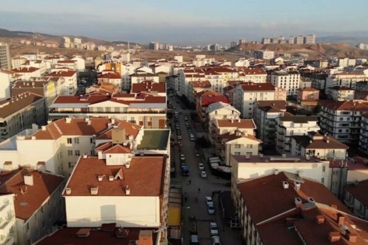Depremlerden sonra Kırıkkale'ye g&ouml;&ccedil; yoğunluğu