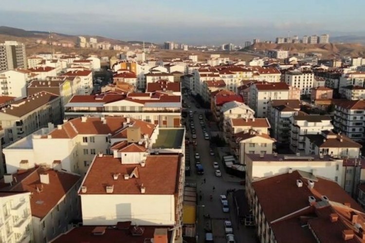 &Ccedil;adırda kalan k&uuml;&ccedil;&uuml;k Mehmet: Kitap istiyorum