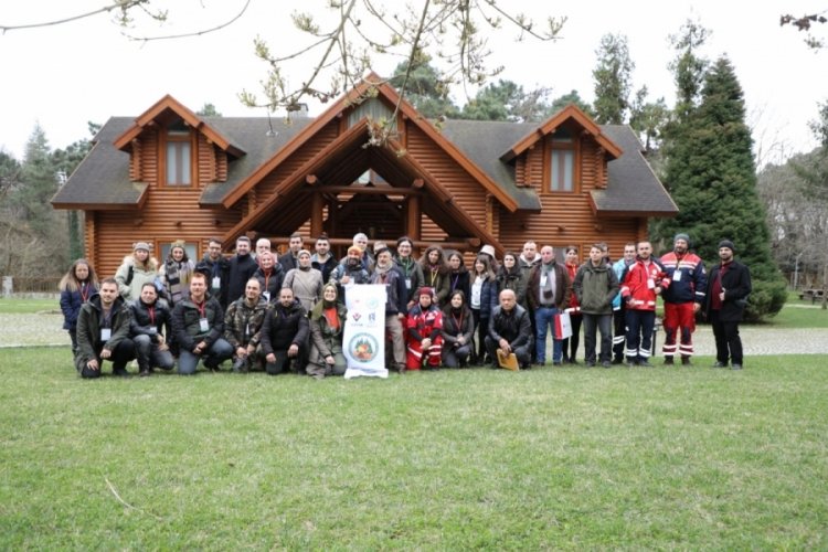 &Ouml;ğretim &uuml;yeleri hayatta kalma teknikleri &ouml;ğretiyor