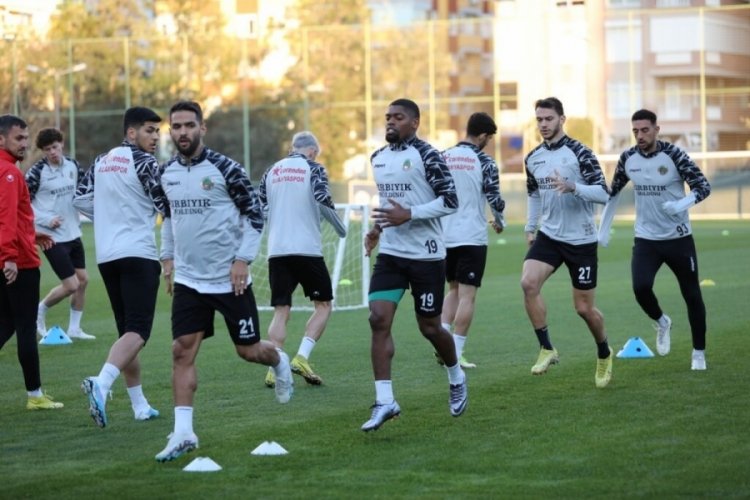 Candeias: Taraftarlarımızın hepsinin destek vermesini istiyoruz