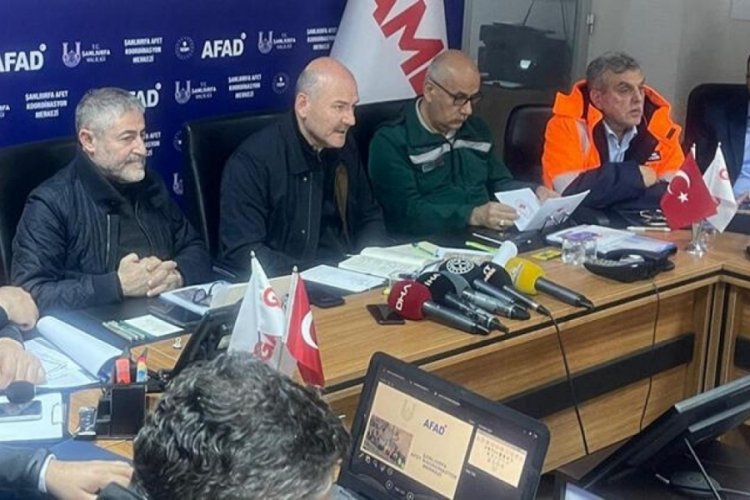 Bakan Soylu: 500 kişilik ekip &ccedil;alışmalara devam ediyor