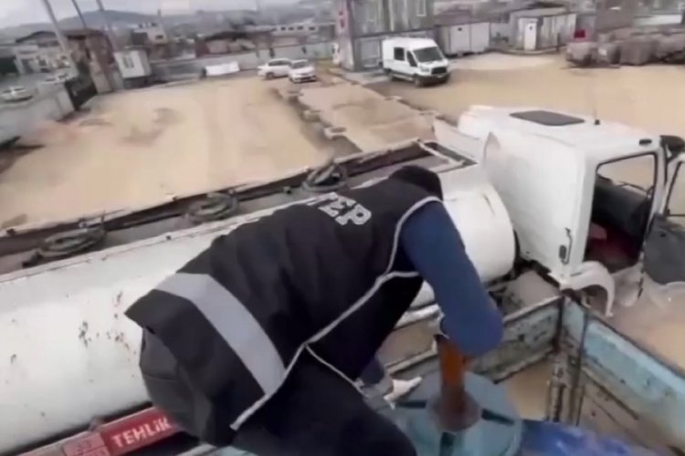 Gaziantep'te ka&ccedil;ak akaryakıt operasyonu