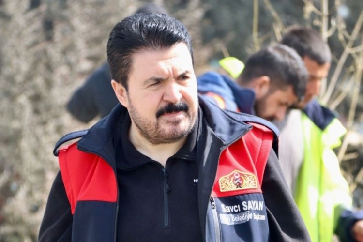 Savcı Sayan belediye başkanlığından istifa etti