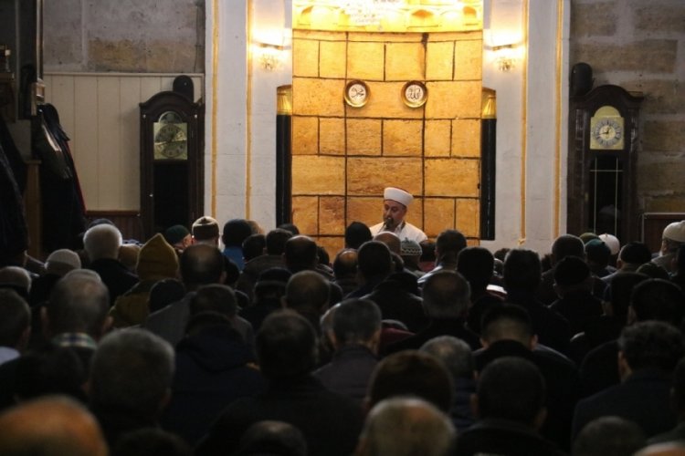 Şehitler ve depremde hayatını kaybedenler i&ccedil;in mevlit okutuldu