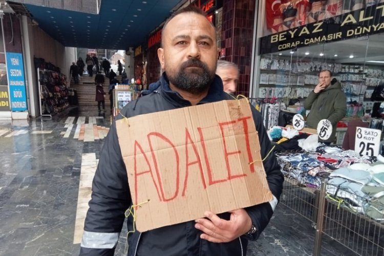 Haksız yere işten &ccedil;ıkarıldığını ileri s&uuml;ren iş&ccedil;i Tekirdağ'dan Ankara'ya y&uuml;r&uuml;d&uuml;