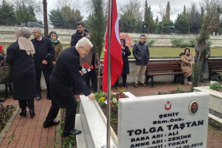 &Ccedil;anakkale Şehitleri anısına Bursa Valiliği'nden Şehitliğe ziyaret