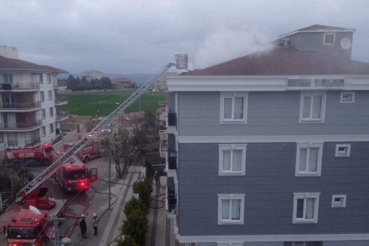İstanbul'da korkutan yangın: 3 yaralı