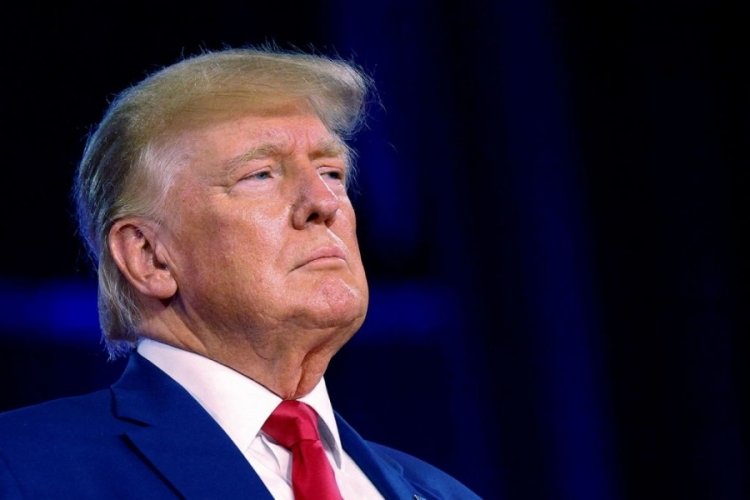 Trump salı g&uuml;n&uuml; tutuklanmayı bekliyor