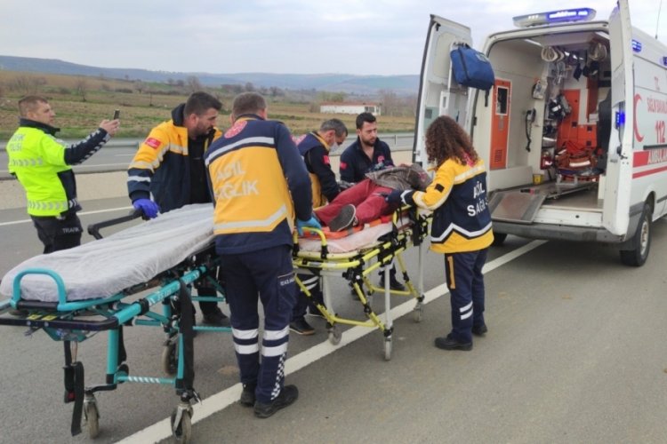 Tekirdağ'da otomobil bi&ccedil;erd&ouml;vere &ccedil;arptı: 1 kişi hayatını kaybetti
