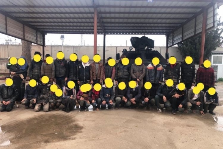 Kilis'te Suriyeli g&ouml;&ccedil;menler yakalandı